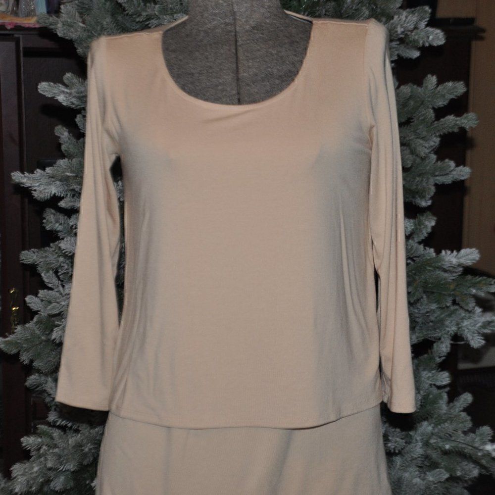 2/$10 JOAN RIVERS see measurements Tiered Hi-Lo Top MUST BUNDLE FOR THIS PRICE - Picture 2 of 4